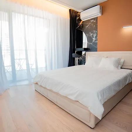 Apartman One-bedroom With Balcony And Sofa Bed Near Pipera Metro