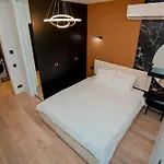 شقة One-bedroom With Balcony And Sofa Bed Near Pipera Metro