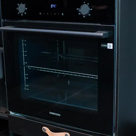 1-bedroom With Balcony & Sofa Bed Near Promenada Mall Apartment Bukarest