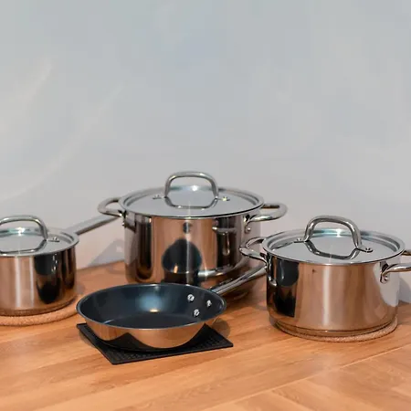 1-bedroom With Balcony & Sofa Bed Near Promenada Mall Apartment Bucharest