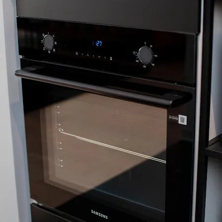 1-bedroom With Balcony & Sofa Bed Near Promenada Mall Apartment Bucharest