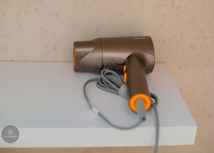 아파트 1-bedroom With Balcony & Sofa Bed Near Promenada Mall *