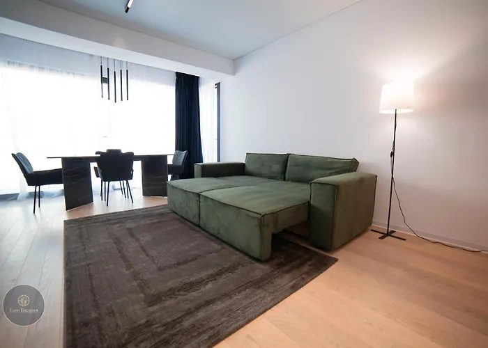 One-bedroom With Balcony And Sofa Bed Near Pipera Metro * Bukarest