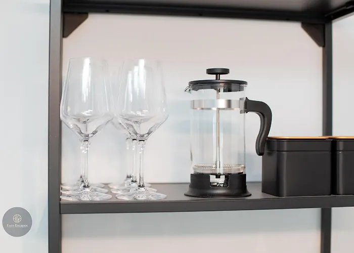 Apartament 1-bedroom With Balcony & Sofa Bed Near Promenada Mall