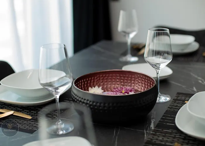 1-bedroom With Balcony & Sofa Bed Near Promenada Mall * Bucureşti