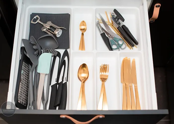 1-bedroom With Balcony & Sofa Bed Near Promenada Mall Bucureşti