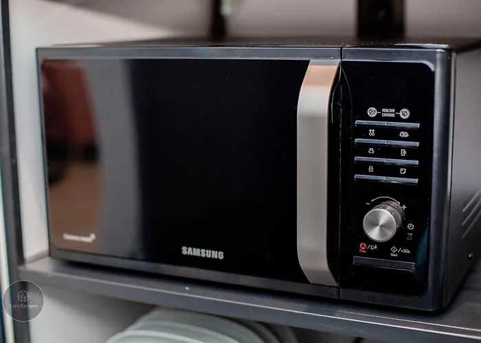 1-bedroom With Balcony & Sofa Bed Near Promenada Mall Apartament Bucureşti