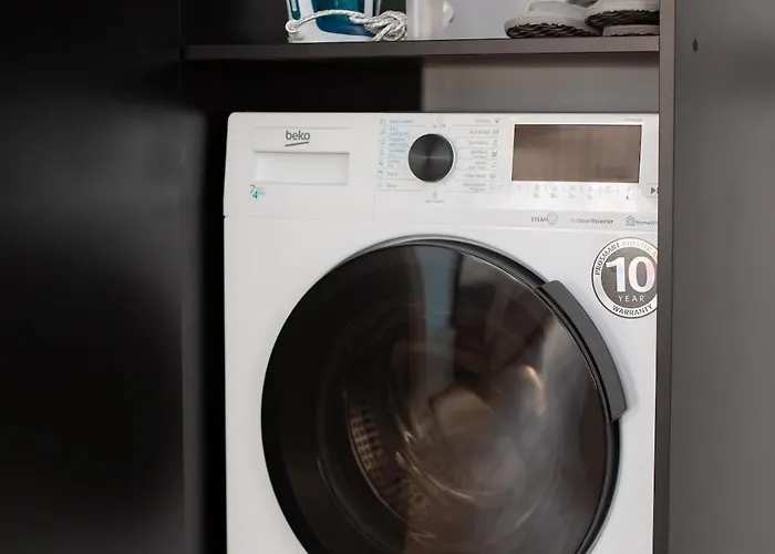 公寓 1-bedroom With Balcony & Sofa Bed Near Promenada Mall 布加勒斯特