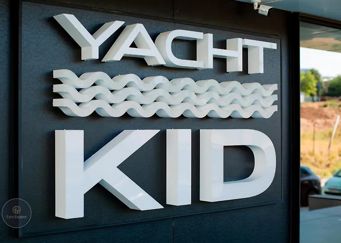 公寓 1-bedroom With Balcony & Sofa Bed Near Promenada Mall 布加勒斯特