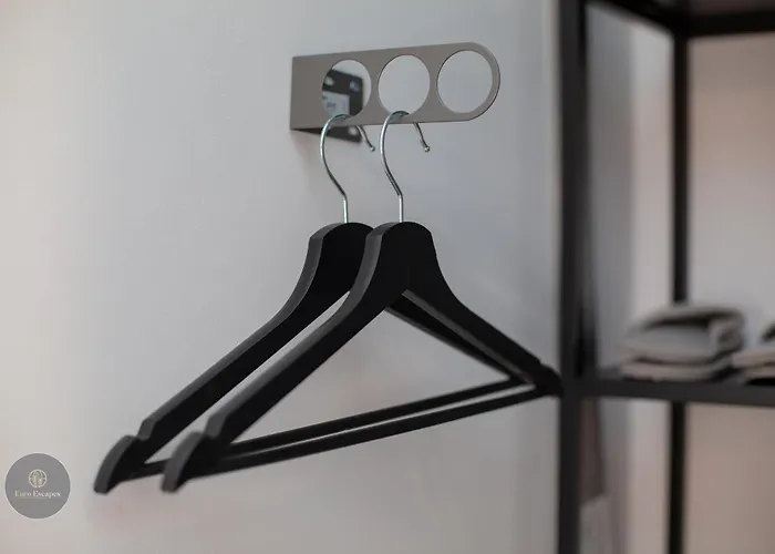 1-bedroom With Balcony & Sofa Bed Near Promenada Mall * 布加勒斯特